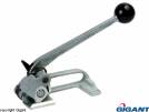 Strap adjuster for steel strap flat goods
